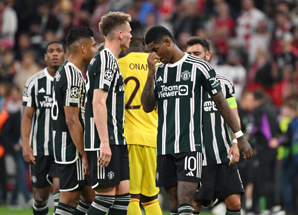 Ten Hag không còn lựa chọn nào ngoài vực dậy đội nhân sự hiện tại Ten Hag không còn lựa chọn nào ngoài vực dậy đội nhân sự hiện tại