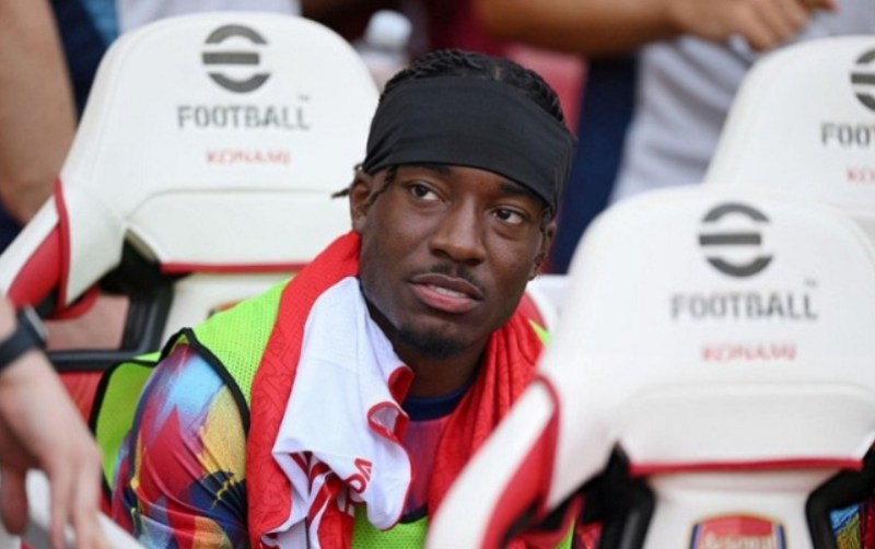 madueke-lang-le-ra-mat-arsenal-khoi-dau-nho-cho-ky-vong-lon